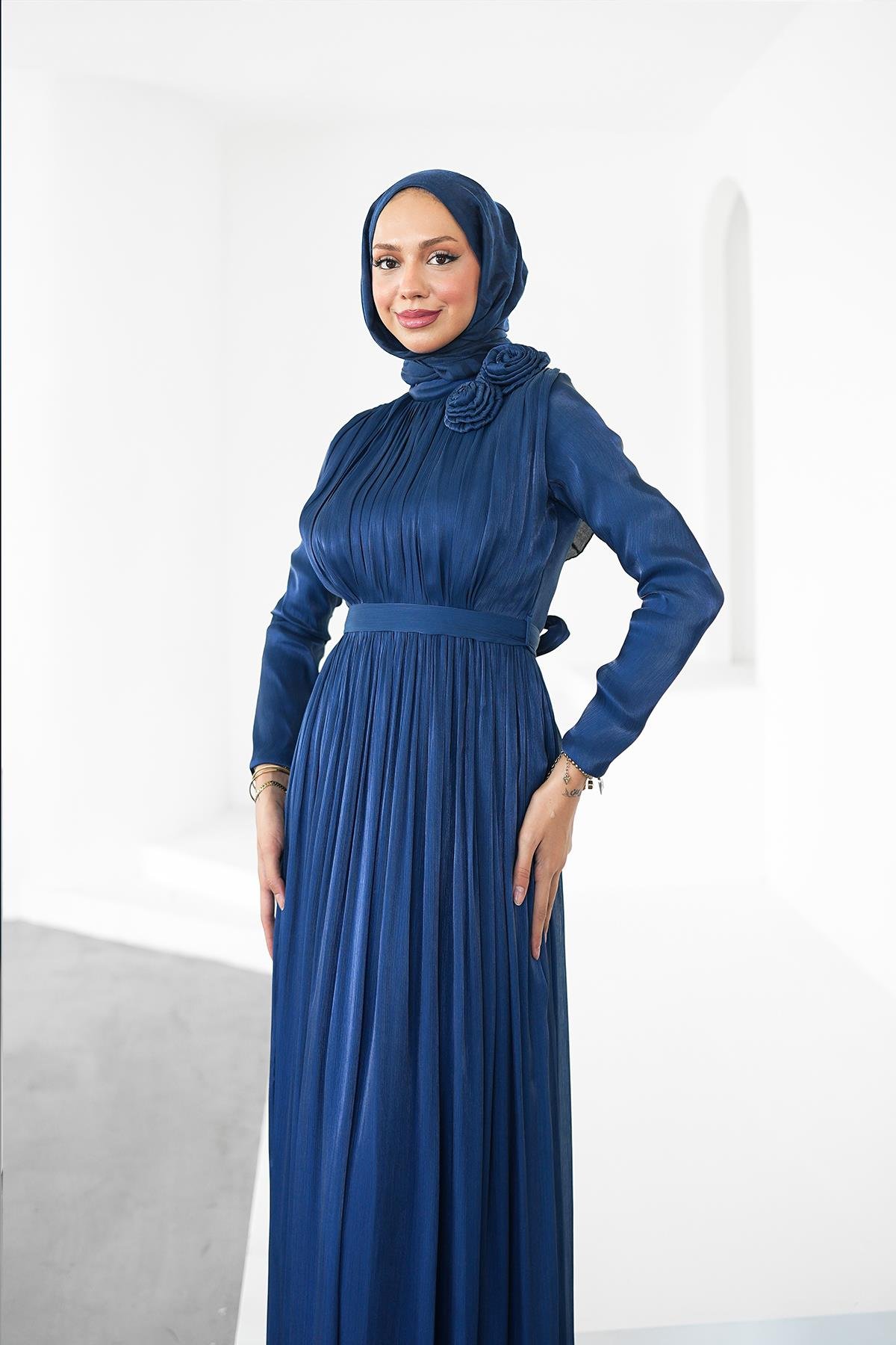 Tesettür Nevgül Işıltı Abiye LacivertLP6298