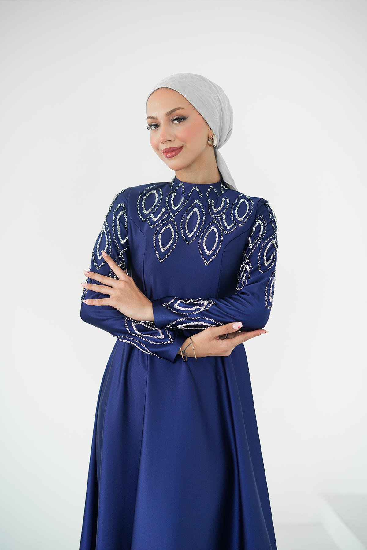 Tesettür Nihan Saten Abiye LacivertLP6309