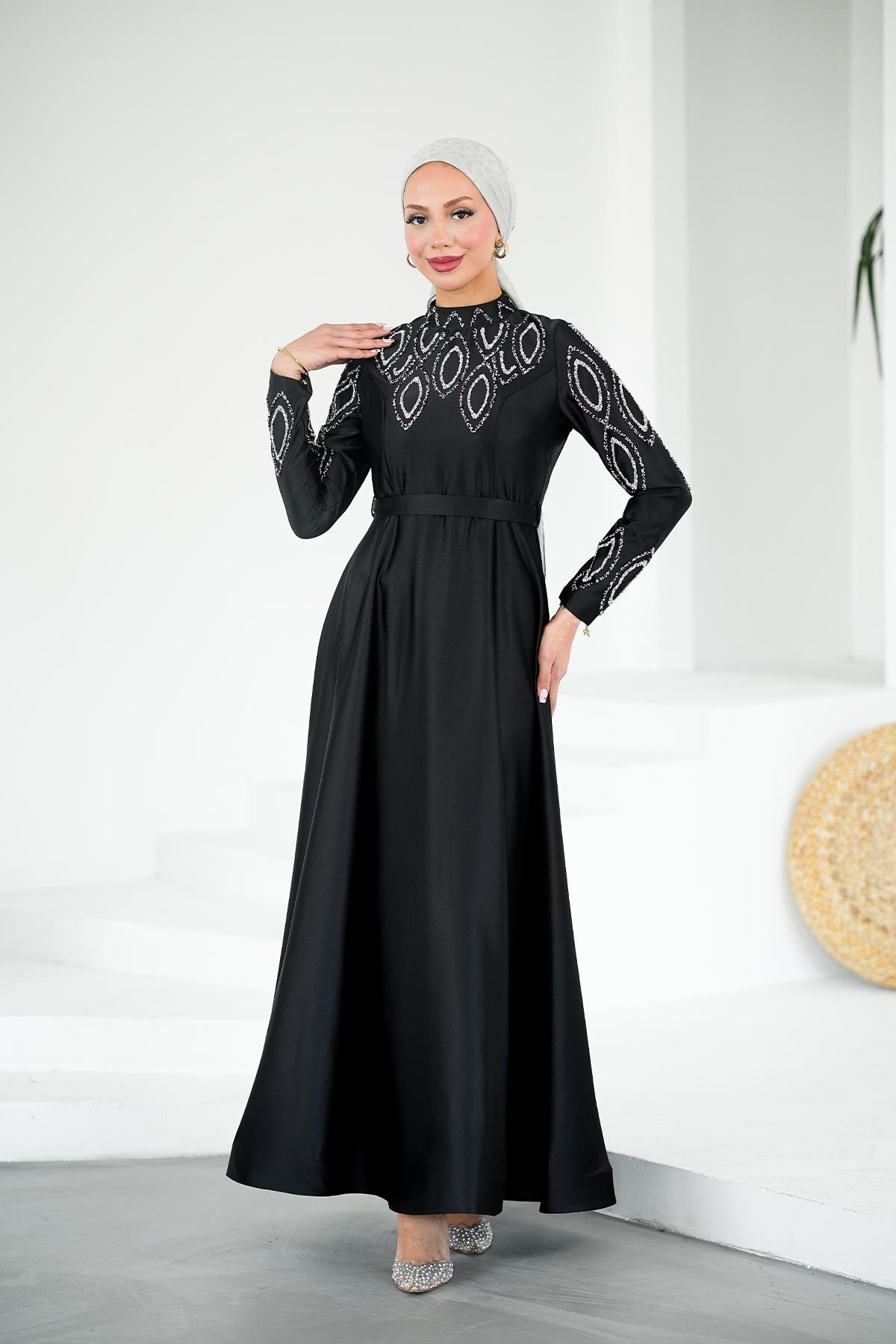 Tesettür Nihan Saten Abiye SiyahLP6309