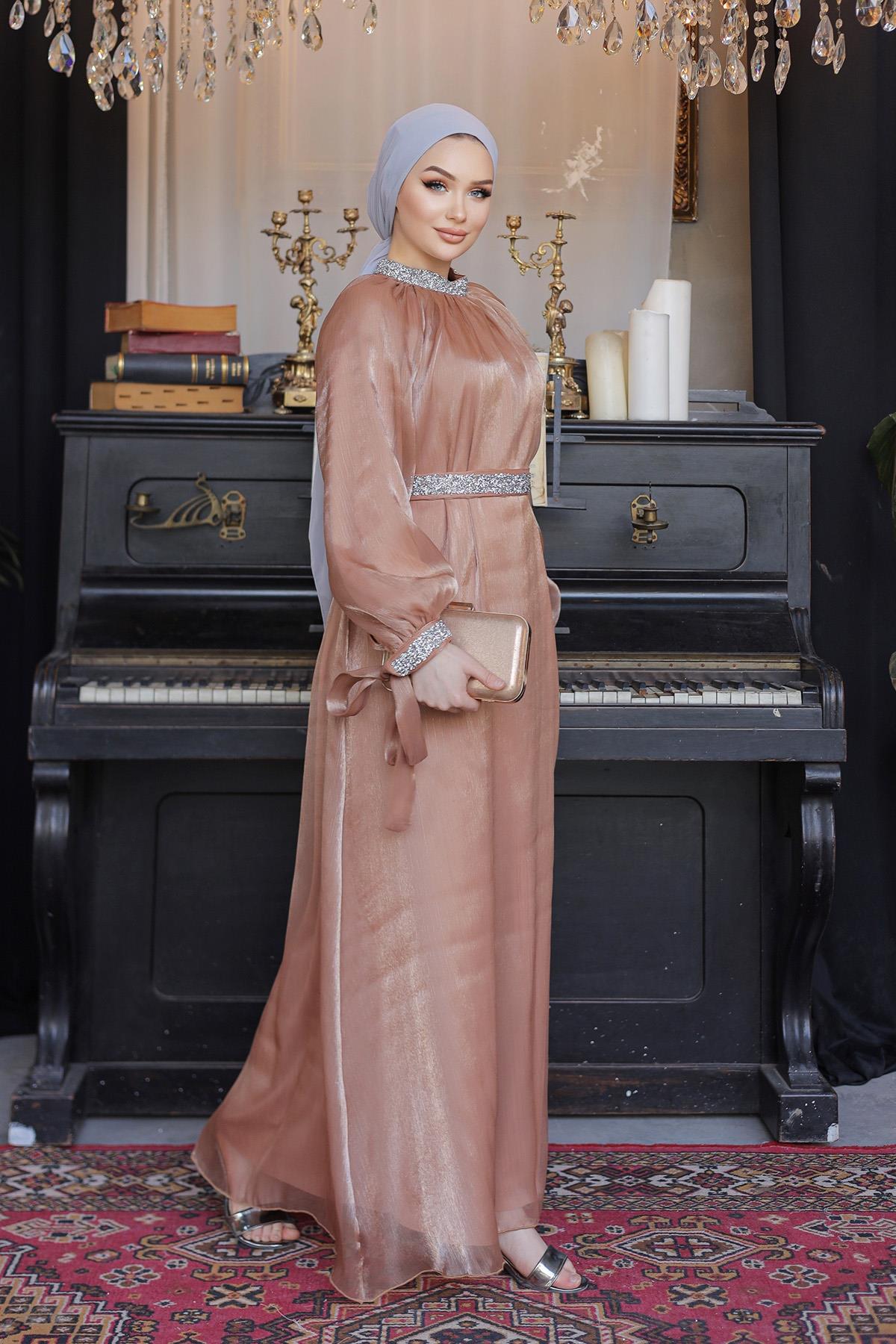 Tesettür Sarem Işıltı Taşlı Abiye CamelLP4203-1