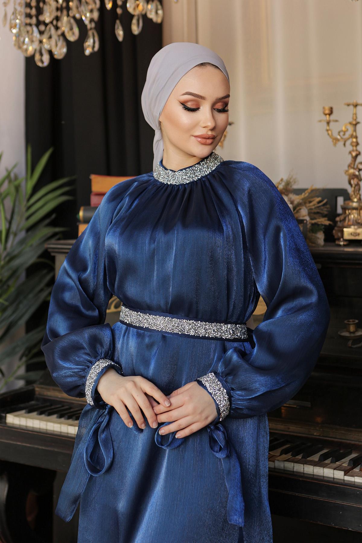 Tesettür Sarem Işıltı Taşlı Abiye LacivertLP4203-1