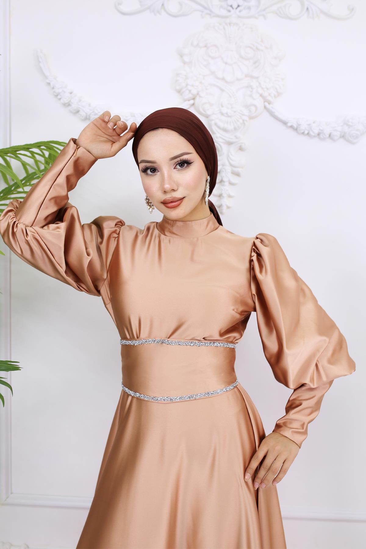 Tesettür Sehran Saten Abiye Gold RengiLP6151