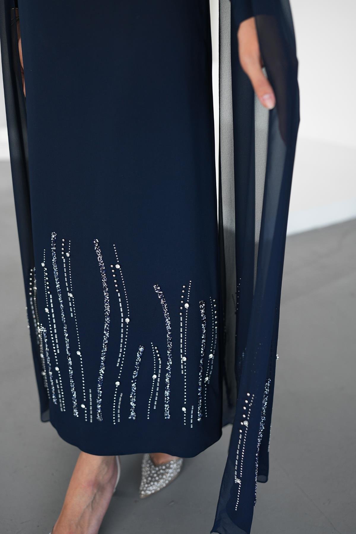 Tesettür Talin Adrina Krep Abiye LacivertLP6301