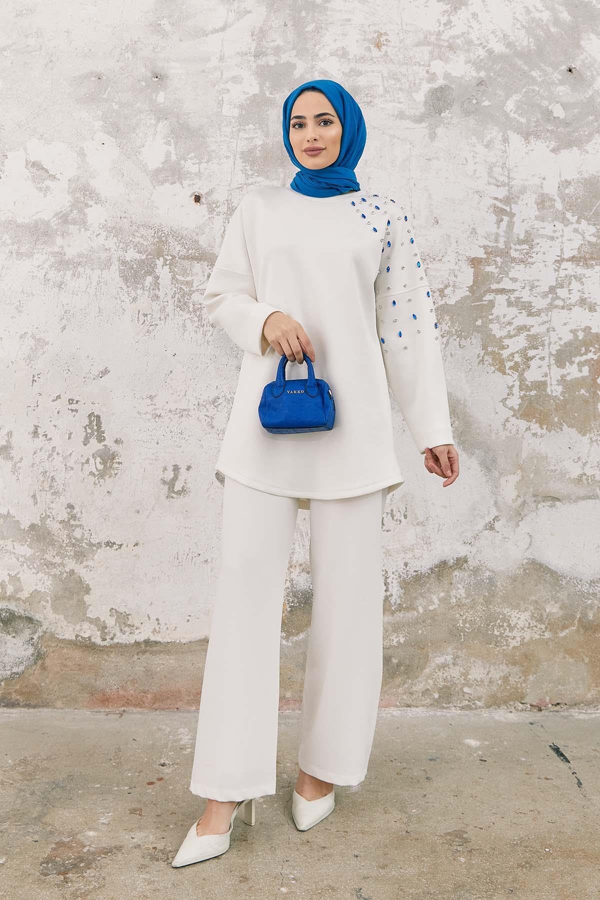 Tesettür Taş İşlemeli Sweat BeyazHM4065
