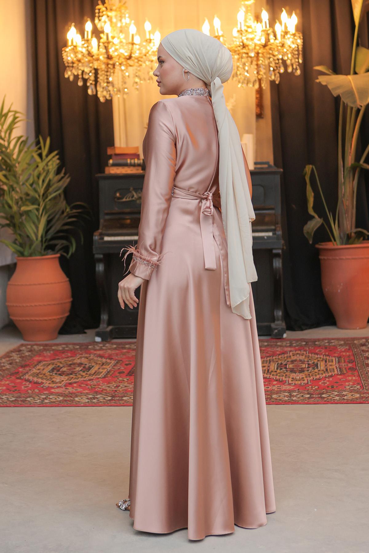 Tesettür Tüy ve Meç Detaylı Saten Abiye CamelLP6033-1