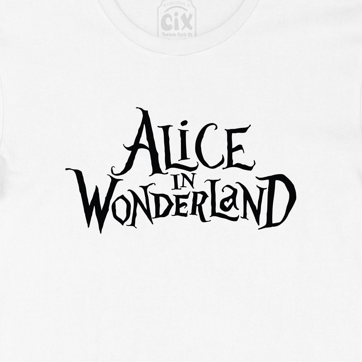 Alice In Wonderland Tişört