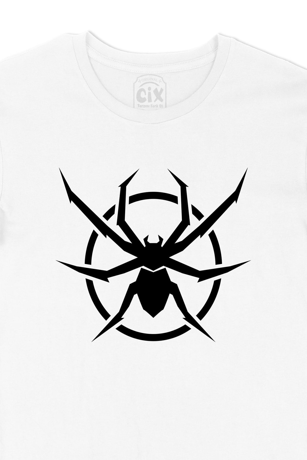 Black Widow Tasarımlı Tişört