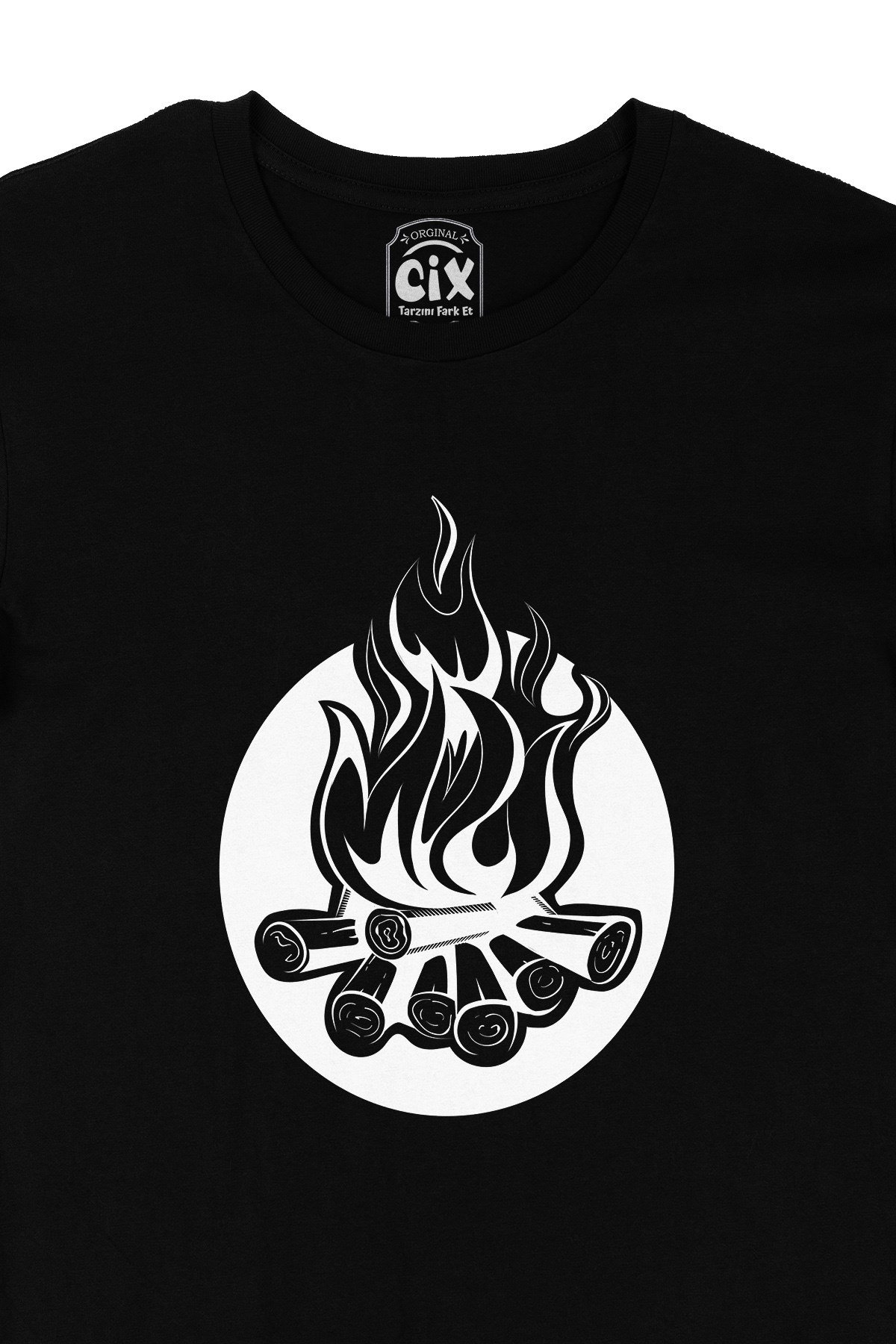 Campfire Siyah Tişört