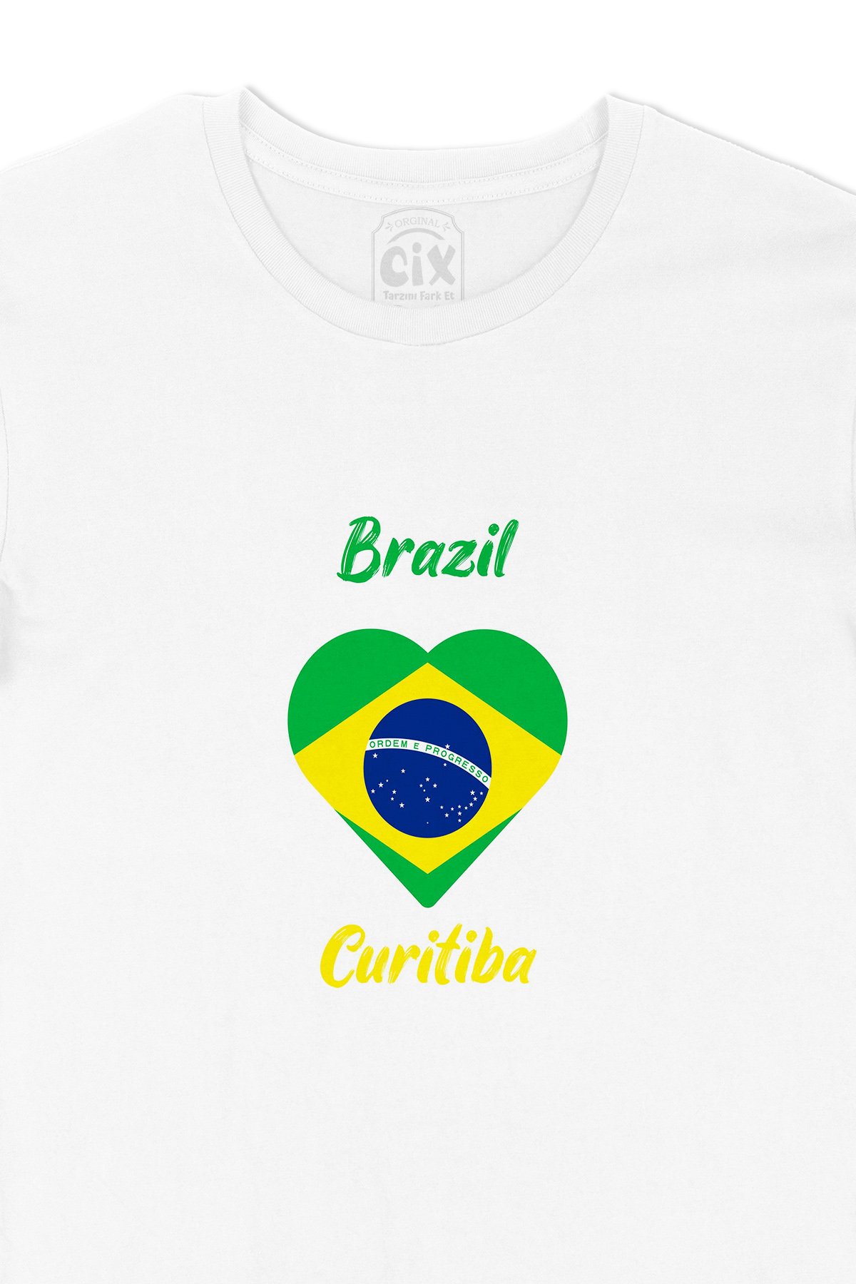 Curitiba Brezilya Bayraklı Kalpli Tişört