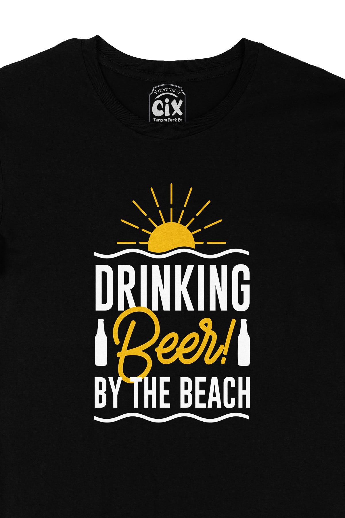 Drinking Beer Siyah Tişört