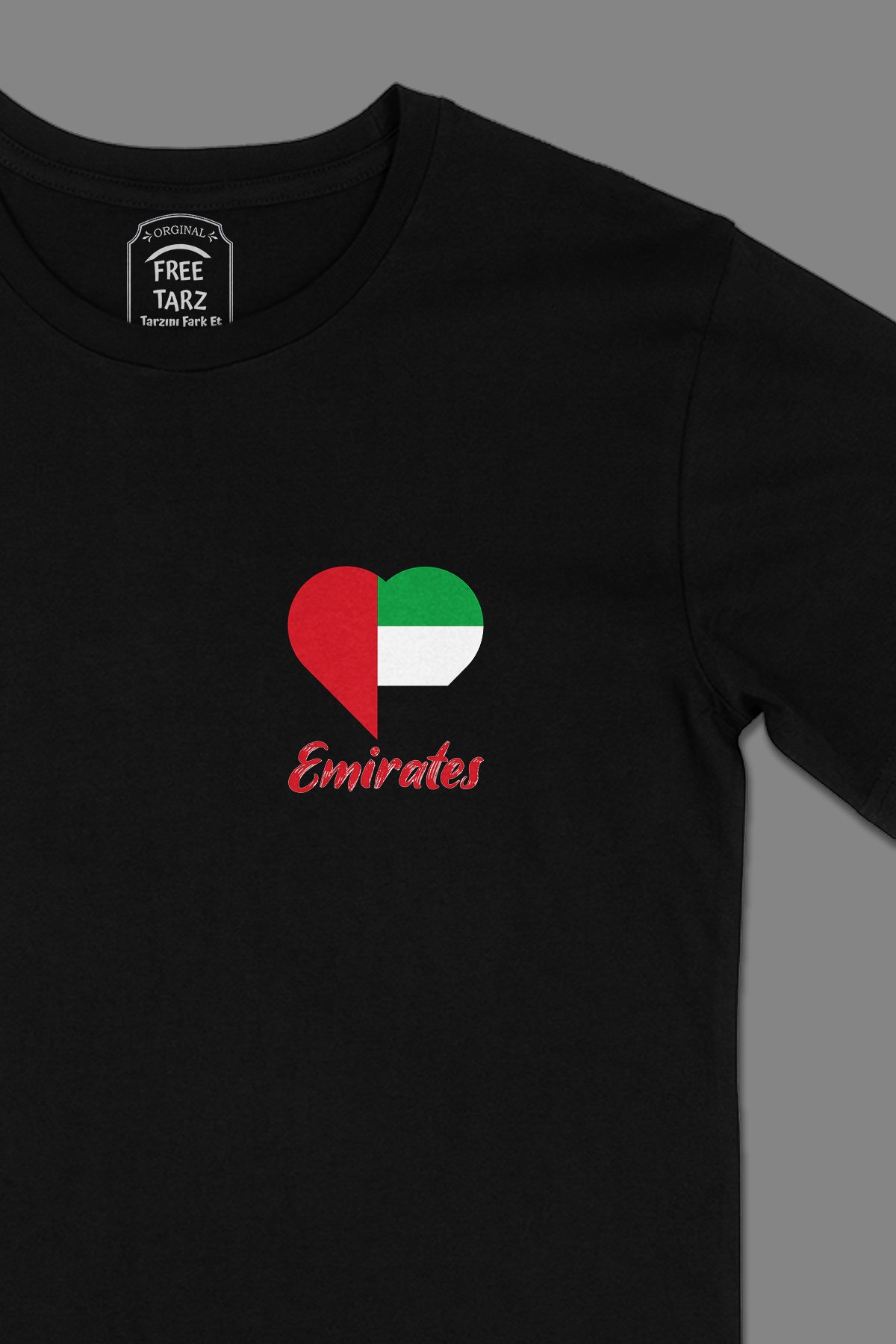 Emirates Baskılı Cep Tasarım Siyah Tişört Emirates Baskılı Cep Tasarım Siyah Tişört - Ücretsiz Kargo