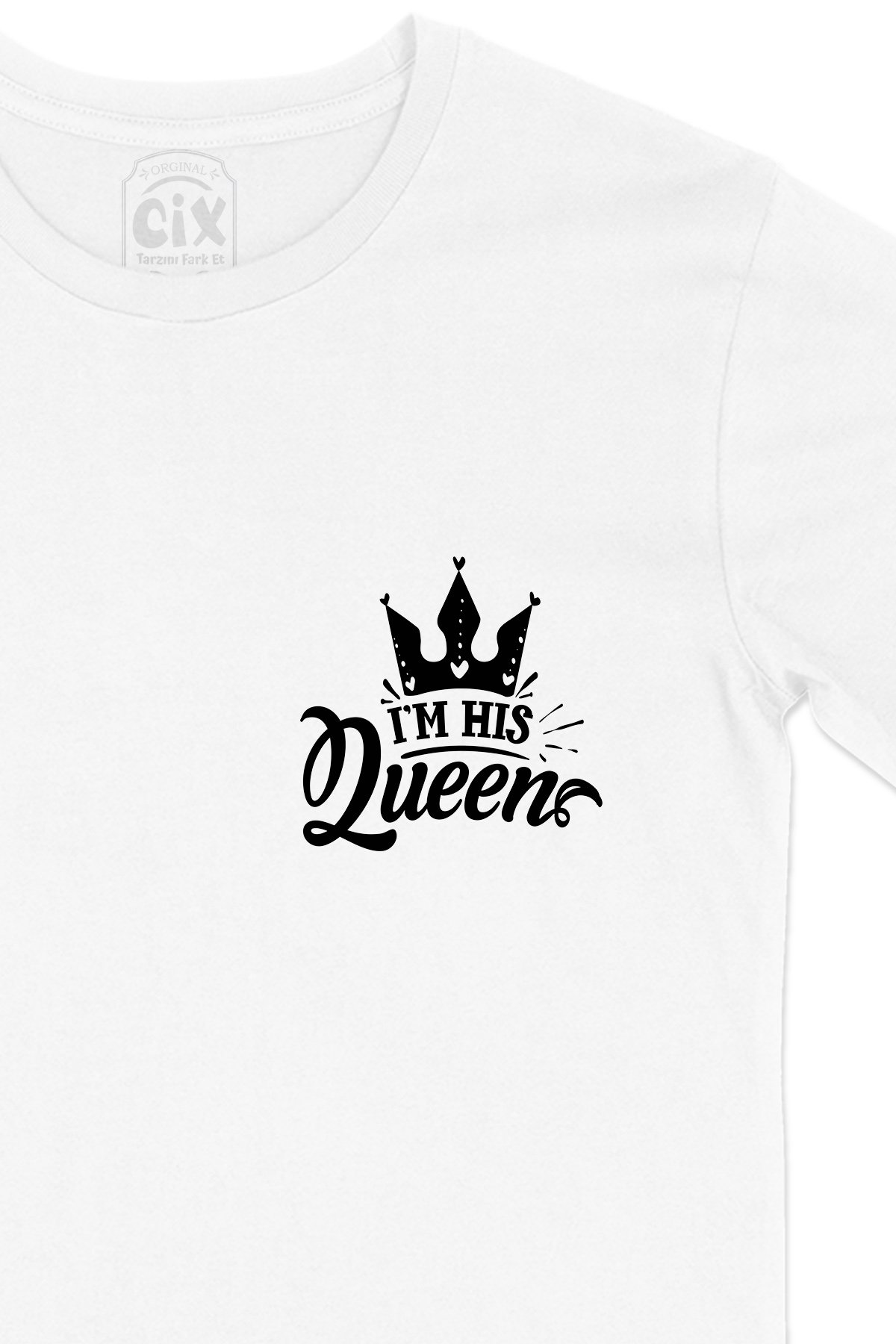 I Am His Queen Cep Logo Tasarımlı Beyaz Tişört