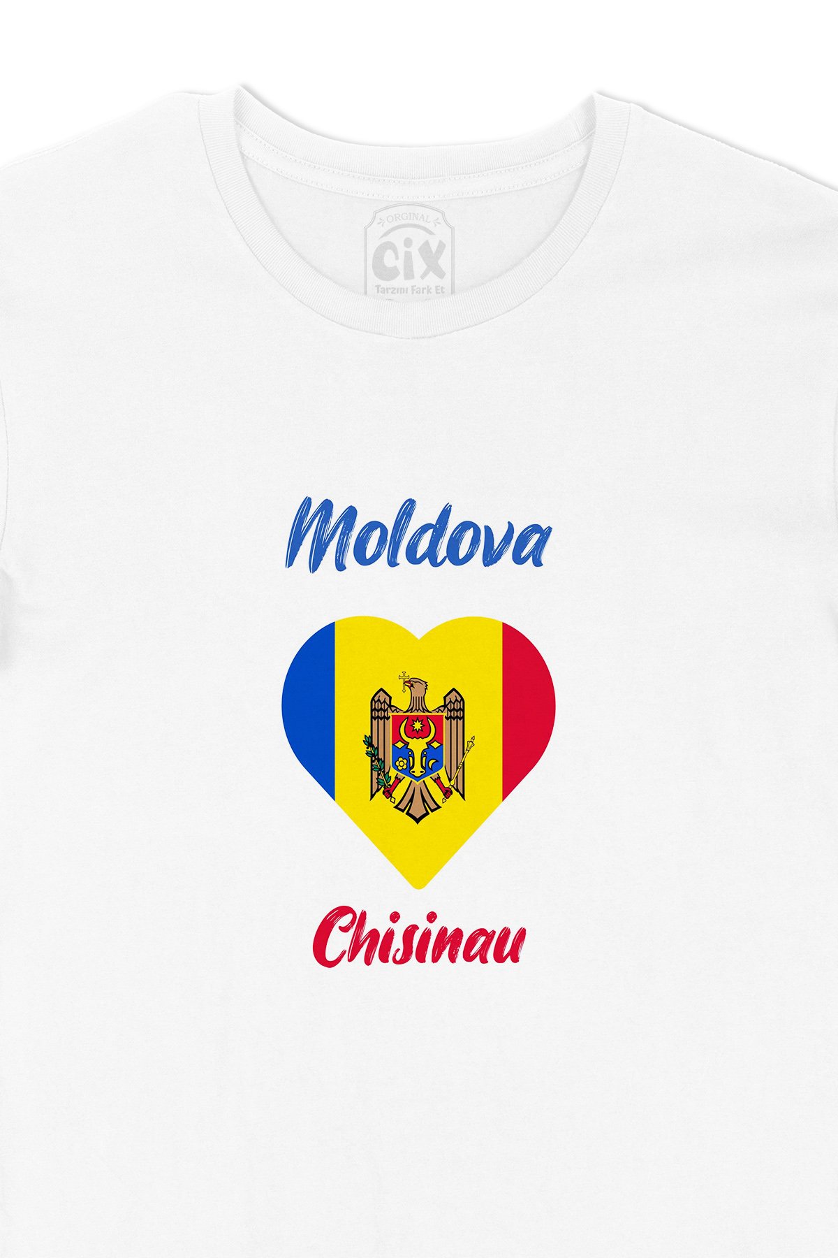 Kişinev Moldova Bayraklı Kalpli Tişört