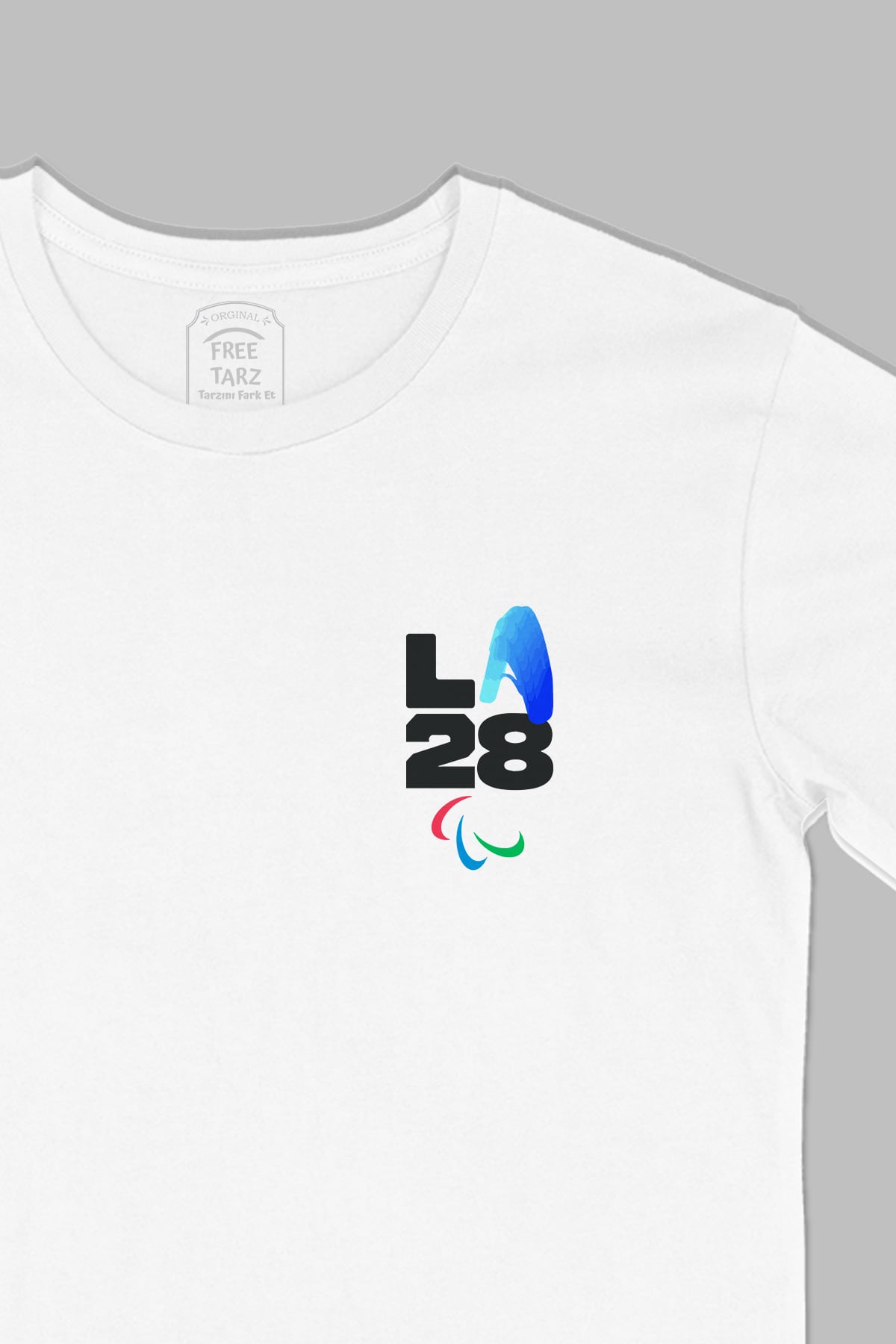 Los Angeles LA 2028 Olimpiyat Logo Baskılı Cep Tasarım Beyaz Tişört Los Angeles LA 2028 Olimpiyat Logo Baskılı Cep Tasarım Beyaz Tişört - Ücretsiz Kargo