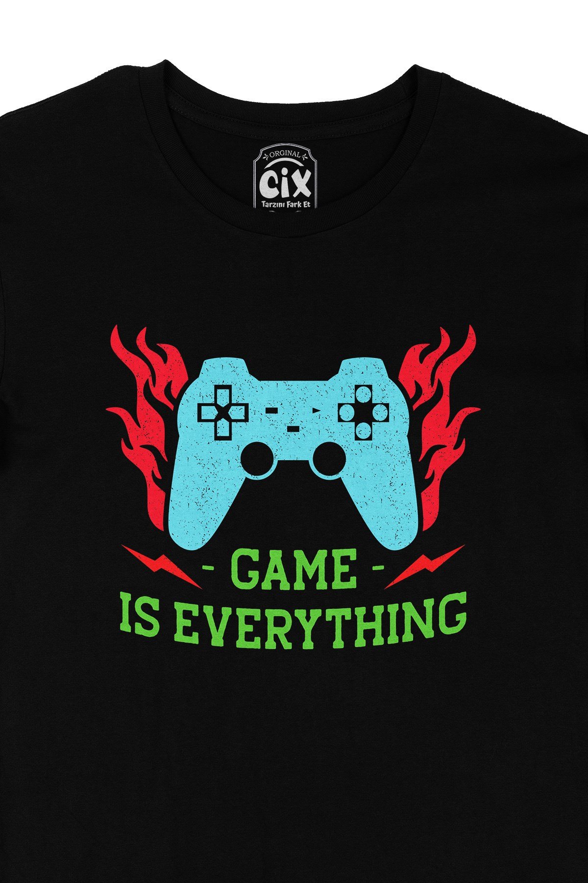 Mavi Game is Everything Siyah Tişört