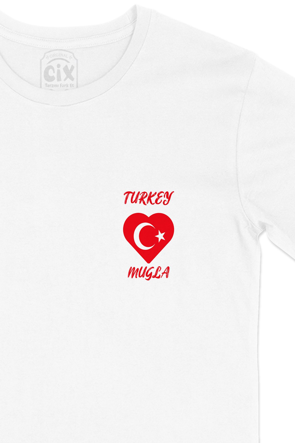 Muğla Türkiye Bayraklı Kalpli Cep Logo Tasarımlı Beyaz Tişört