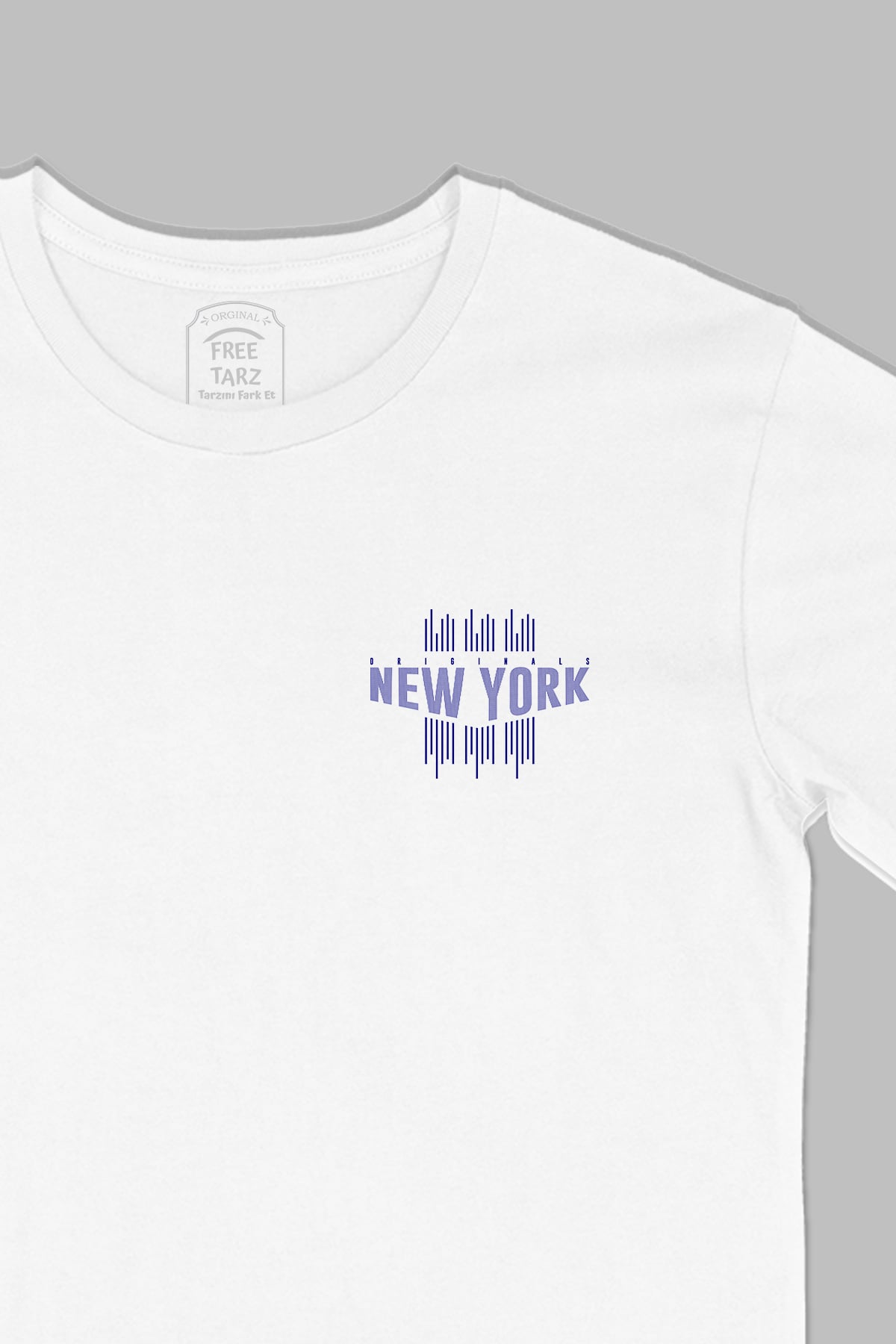 New York Baskılı Cep Tasarım Beyaz Tişört New York Baskılı Cep Tasarım Beyaz Tişört - Ücretsiz Kargo