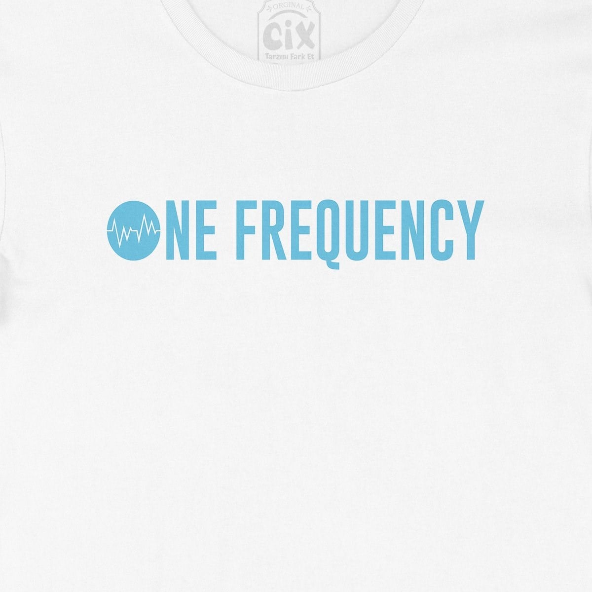 No Frequency Tişört