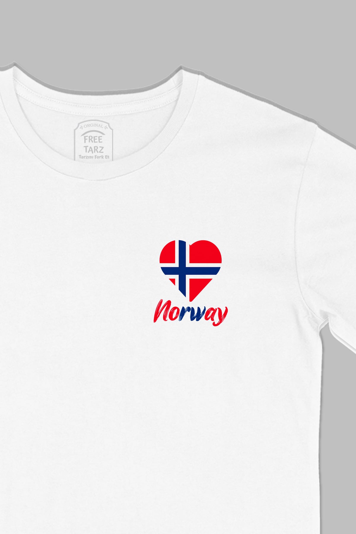 Norveç Baskılı Cep Tasarım Beyaz Tişört Norveç Baskılı Cep Tasarım Beyaz Tişört - Ücretsiz Kargo