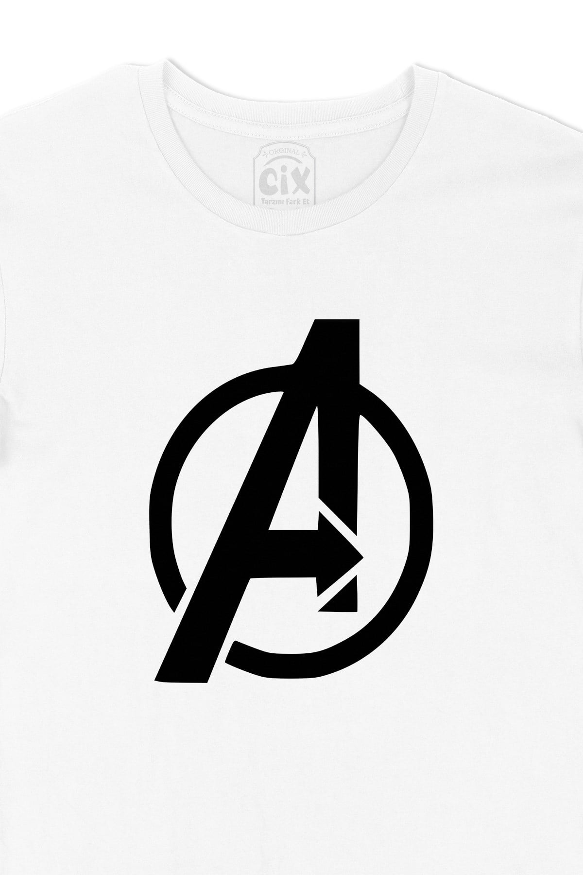 Siyah Avengers Logolu Tişört