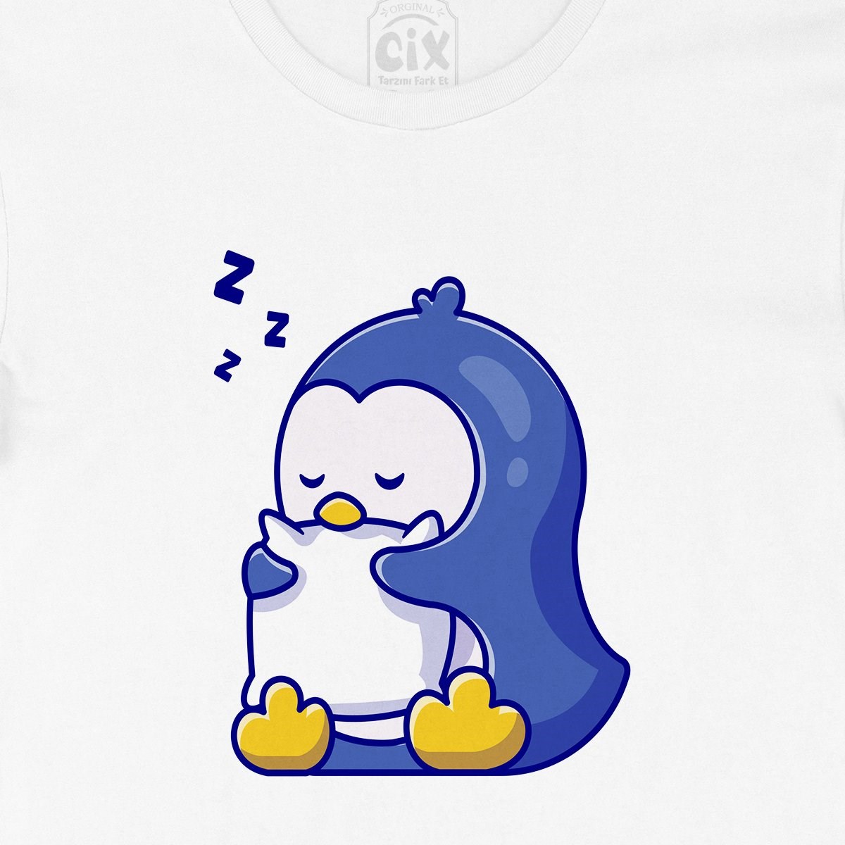 Uykucu Penguen Tişört
