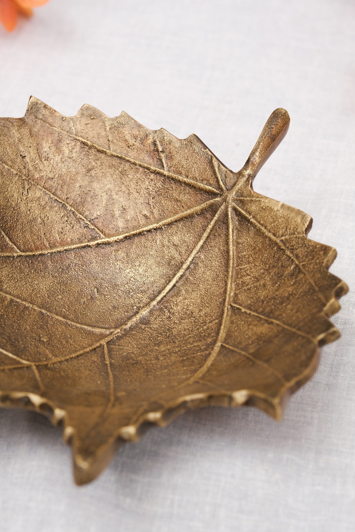 Çınar Yaprağı Büyük