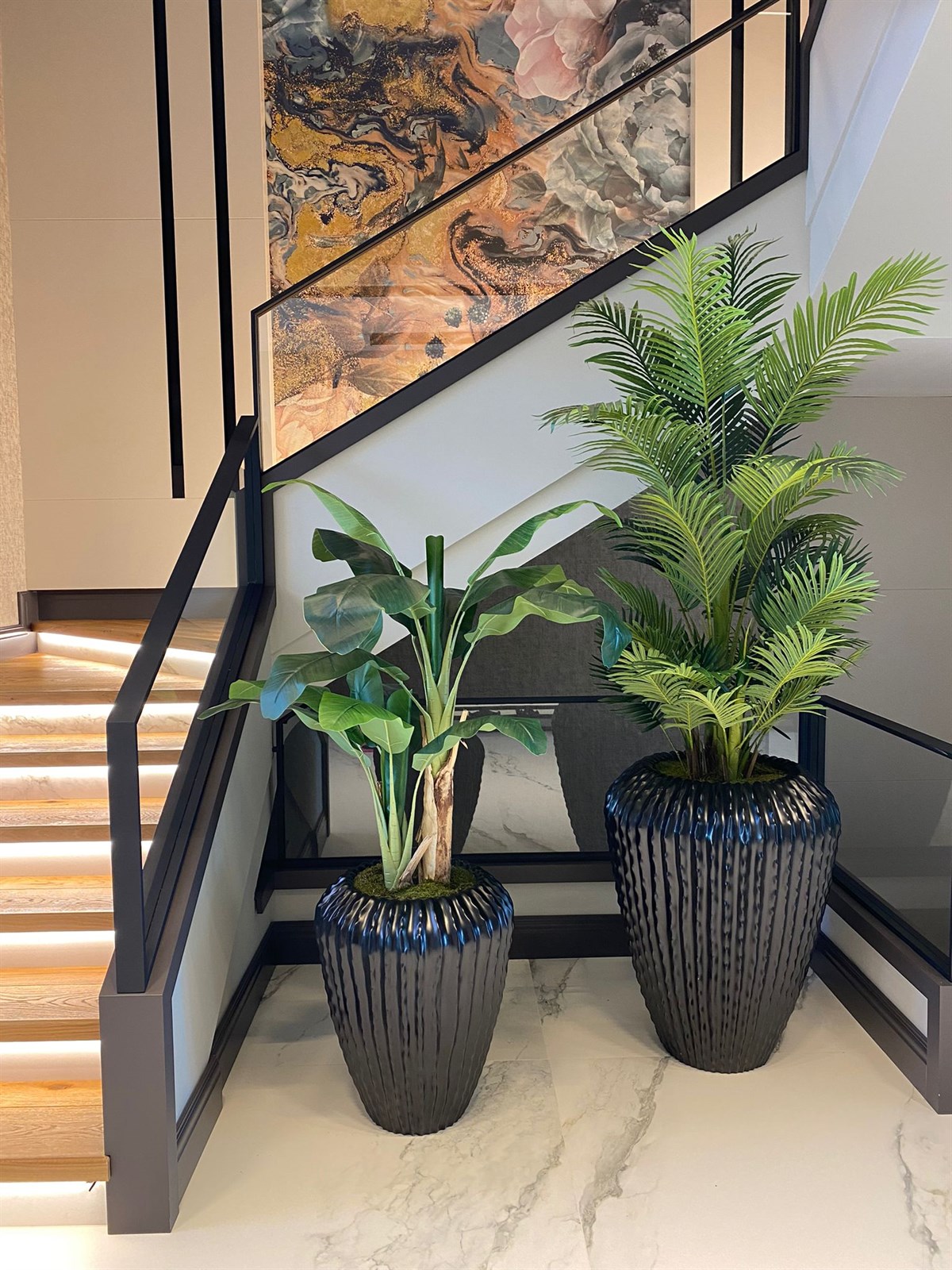 Fiber Saksı Siyah Mat Parlak 85*65