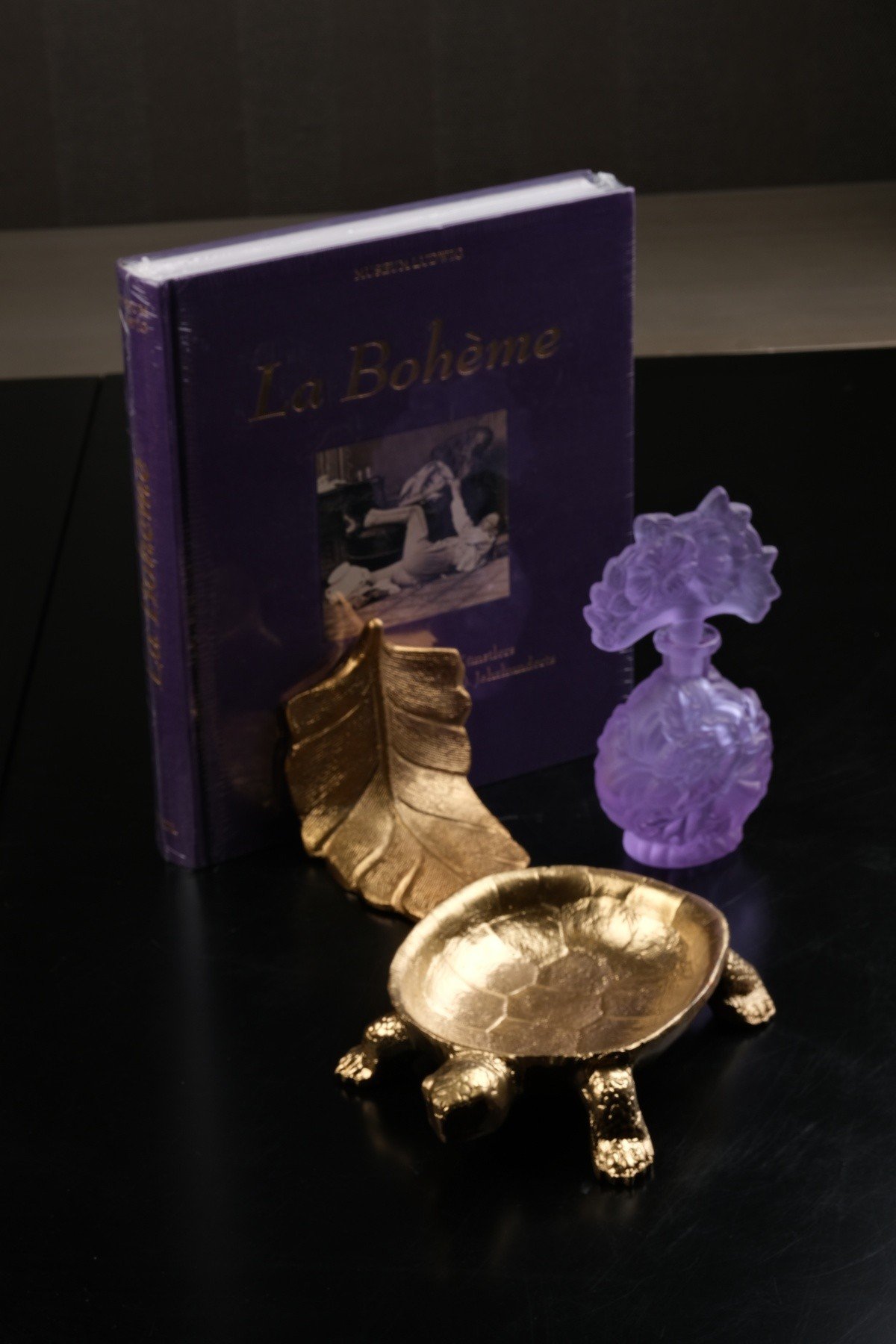 Yapraklı Kitap Tutacağı