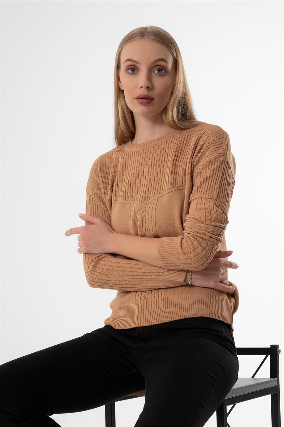 SIFIR YAKA T KOL KARAMEL BASİC BAYAN KAZAK 