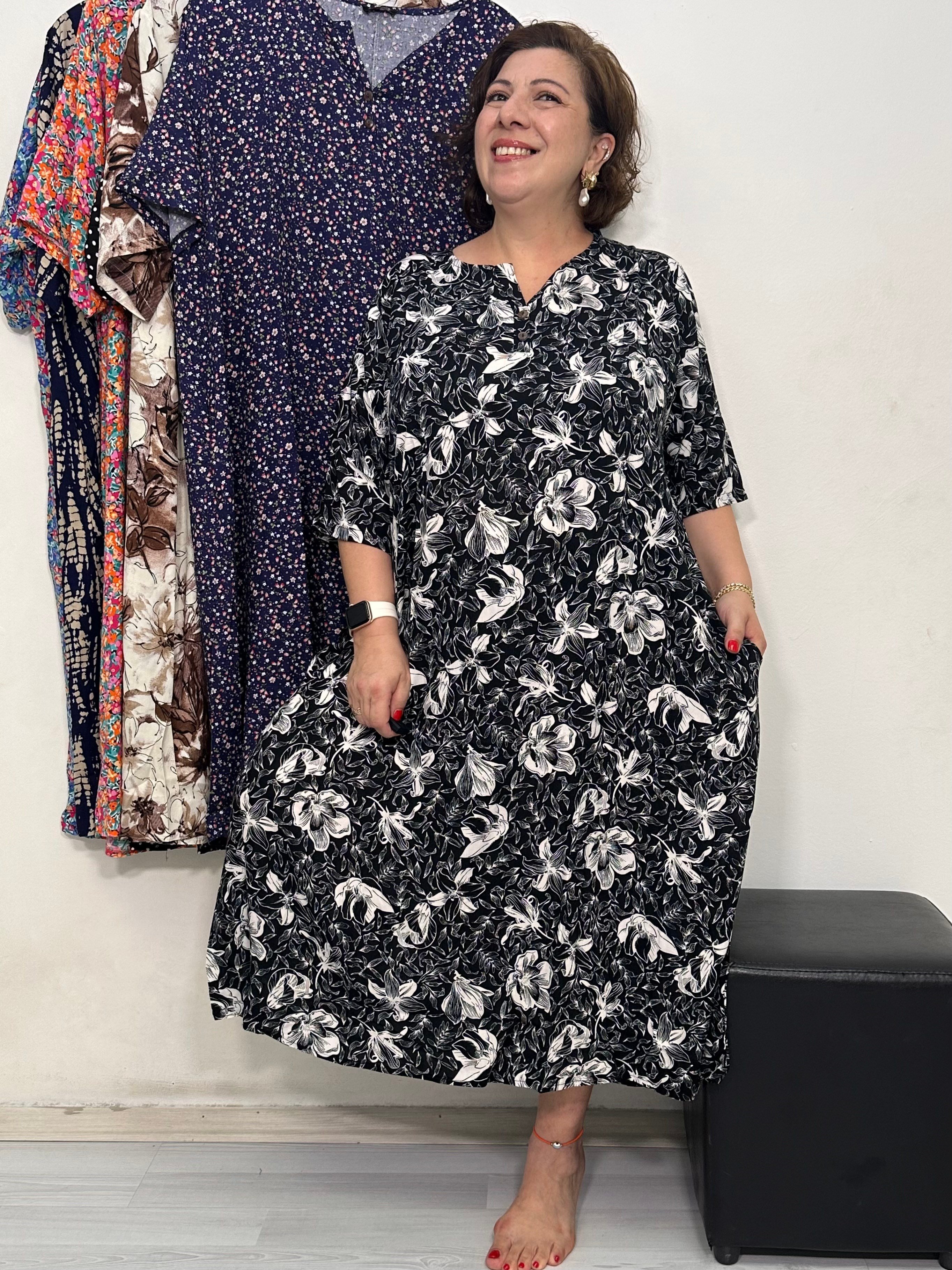 Greta Yarım Patlı Elbise Siyah Çiçek Desen