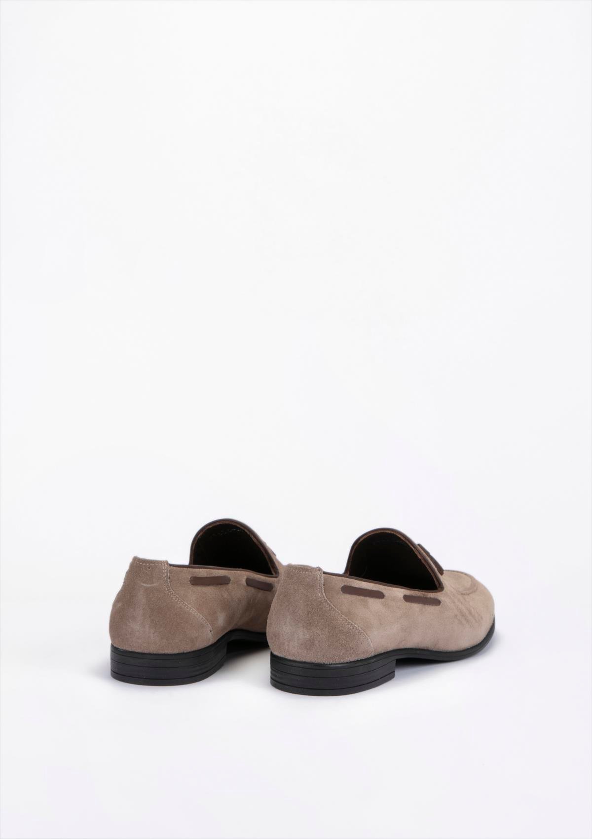 Uygun fiyatlı Erkek modeli Yeşil Kundura O12 152-21635 Erkek Vizon Süet Ayakkabı