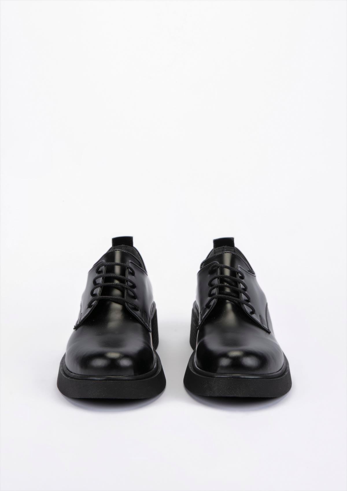 Uygun fiyatlı Kadın modeli Yeşil Kundura G13 Y335221 Kadın Siyah Suni Deri Ayakkabı