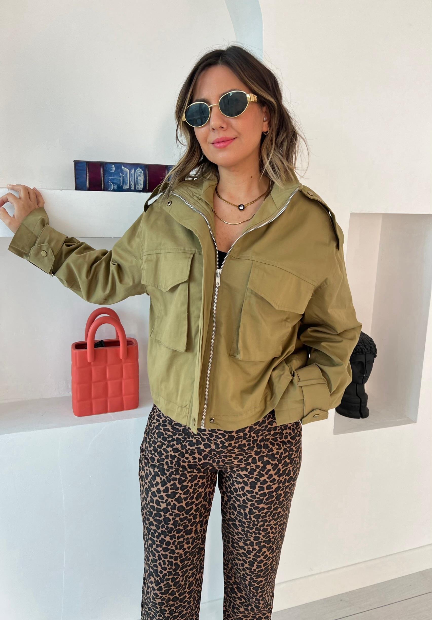 Apoletli Haki Kısa Trench
