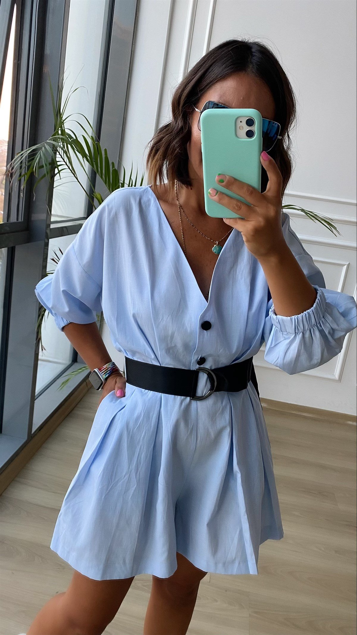 Bebe Mavisi Beli Kemerli Sort Tulum