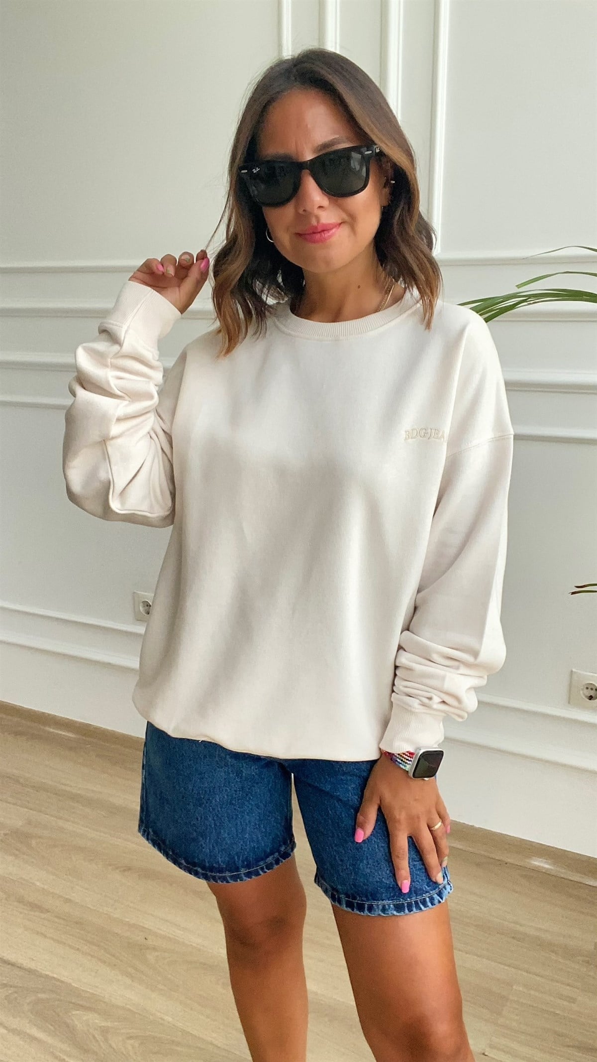 Bej Rengi Şardonsuz Sweat