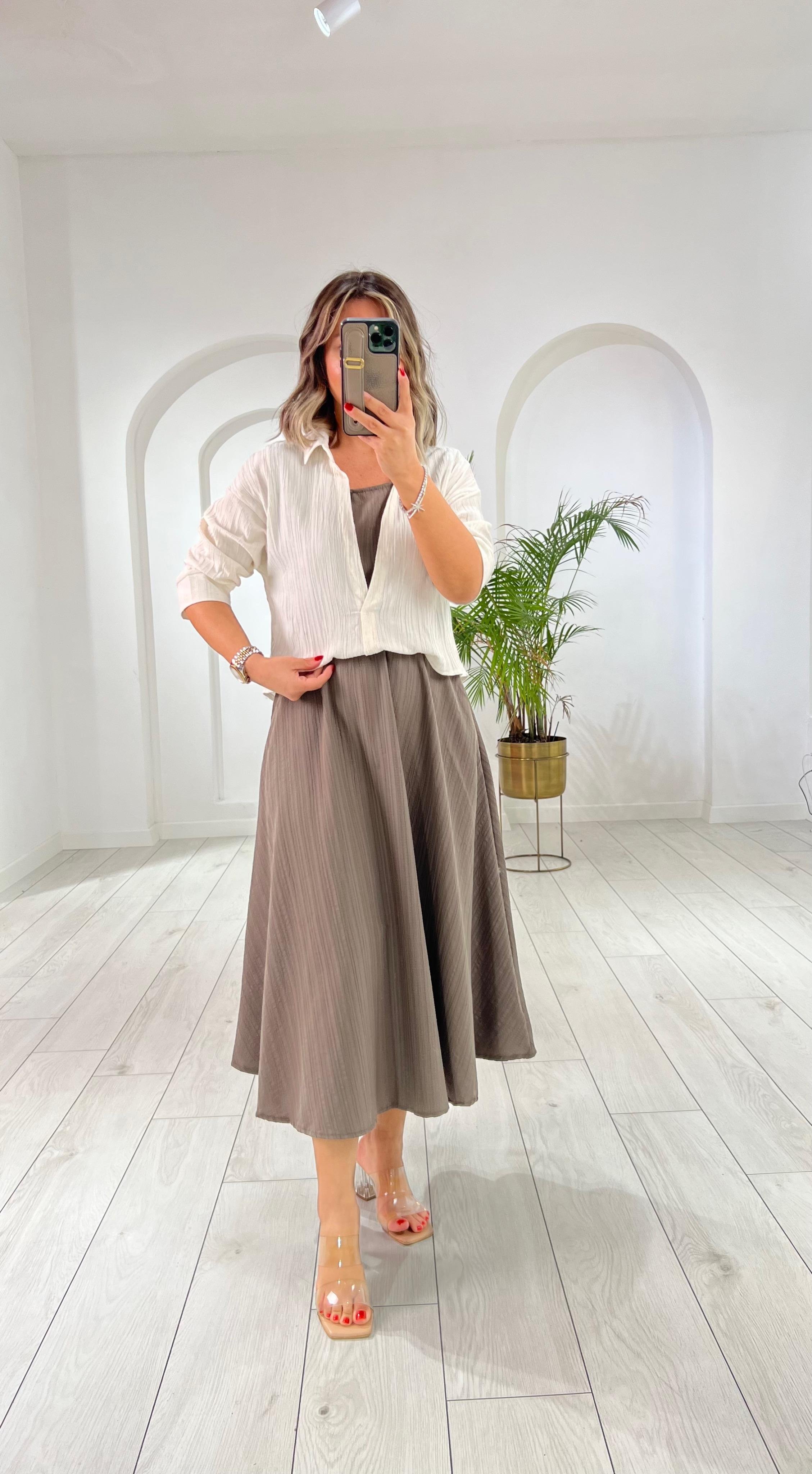 Bluz Detaylı Taş Elbise