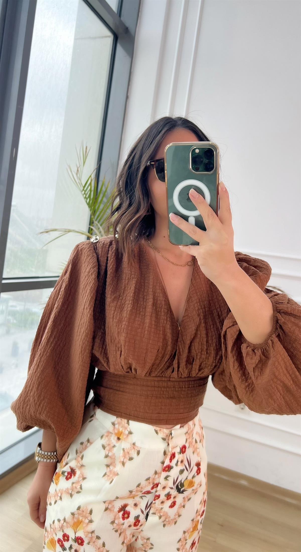 Camel Düğmeli Bluz