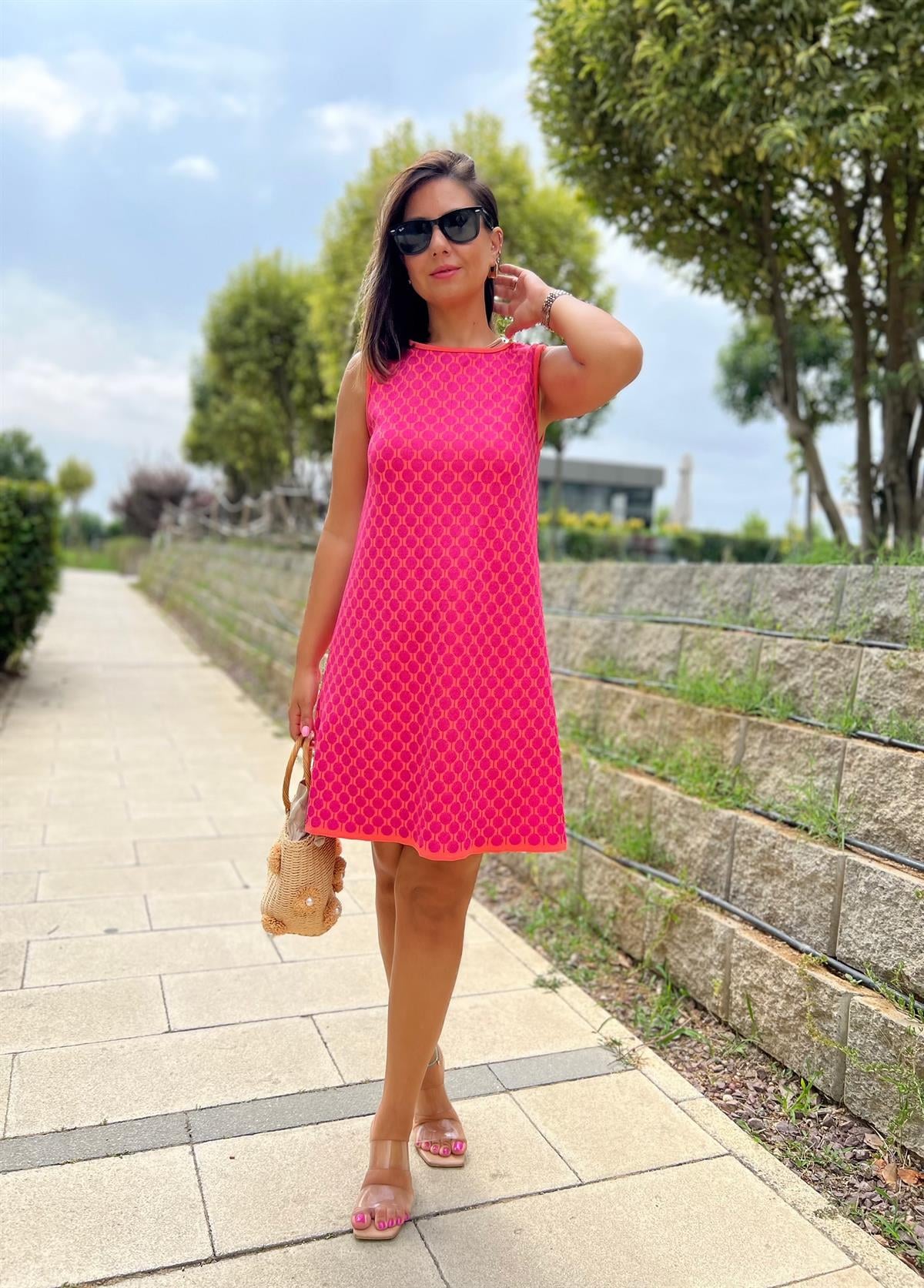 Çelik Triko Pembe Biyeli Elbise