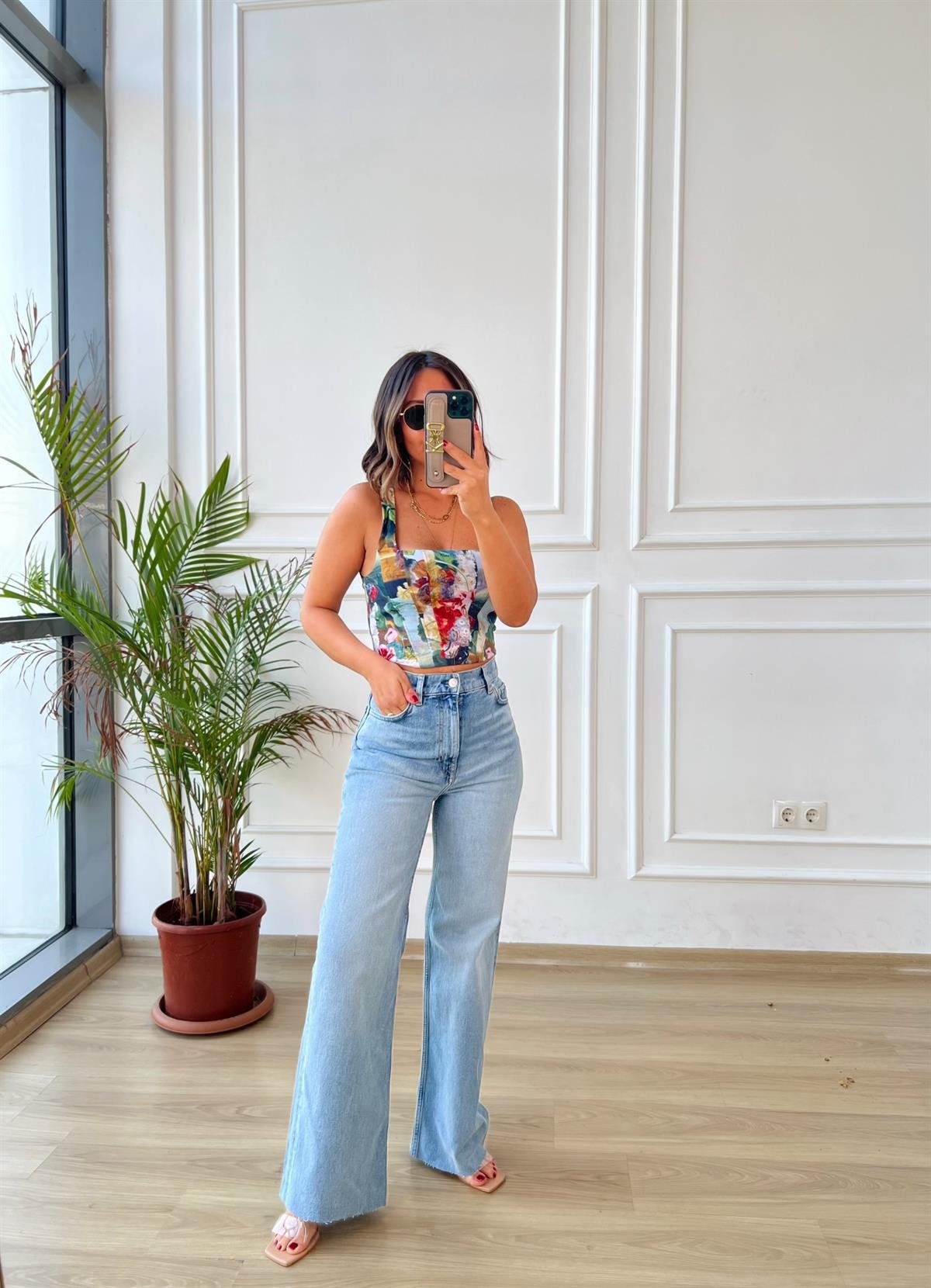 Desenli Korse Crop