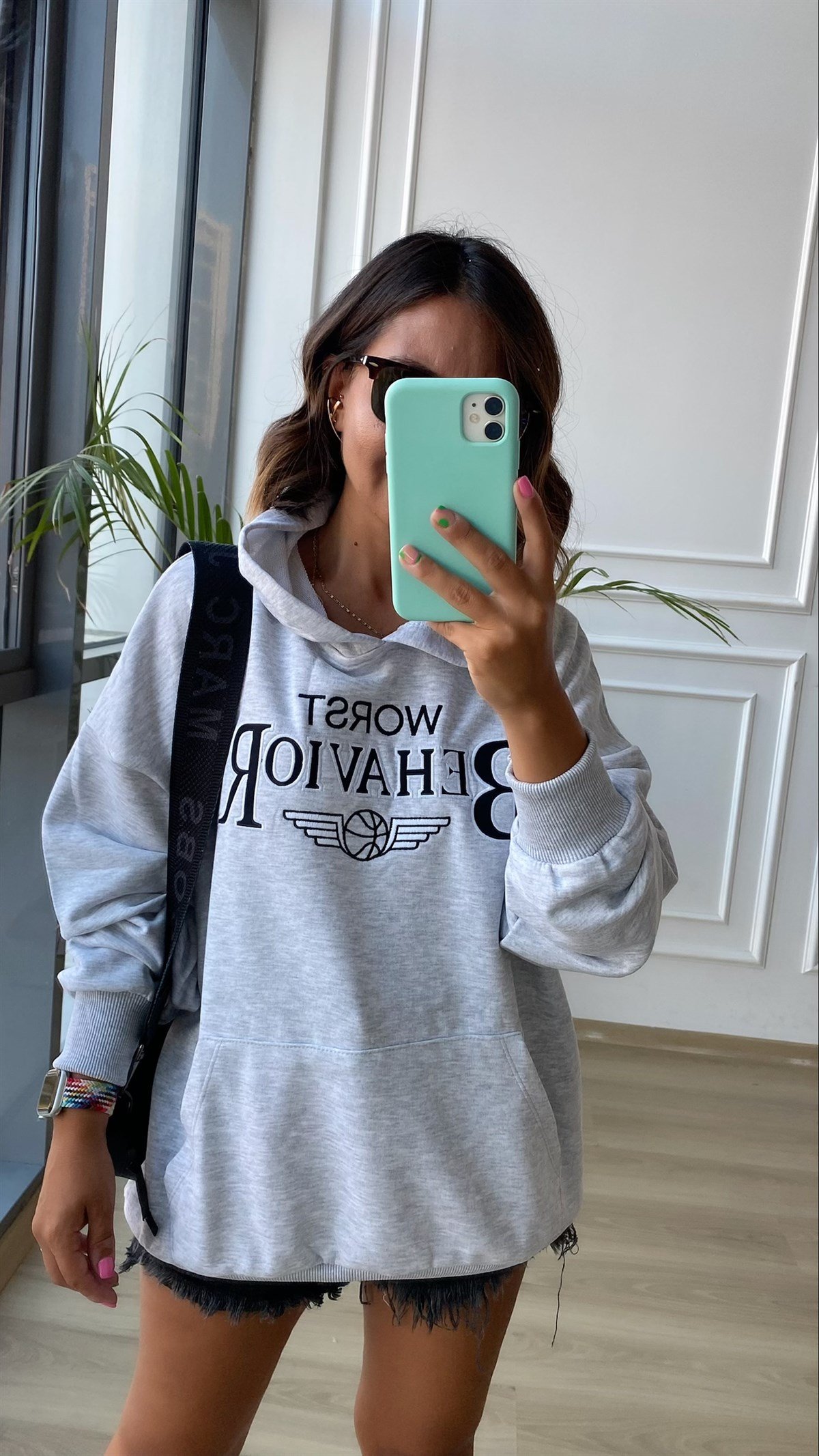 Gri Önden Cebli Kapsonlu Sweatshirt