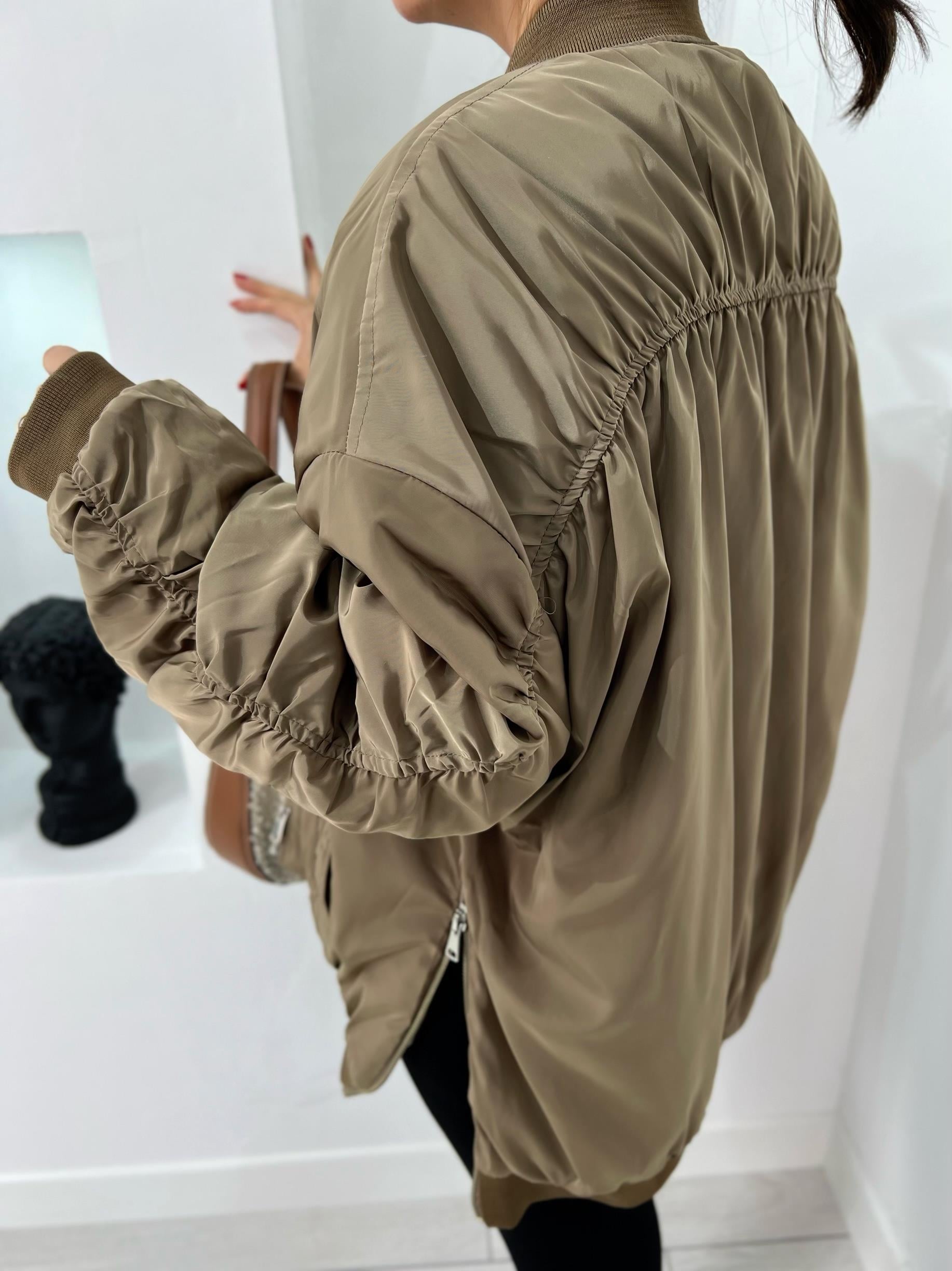 Haki Bamber Oversize Mont