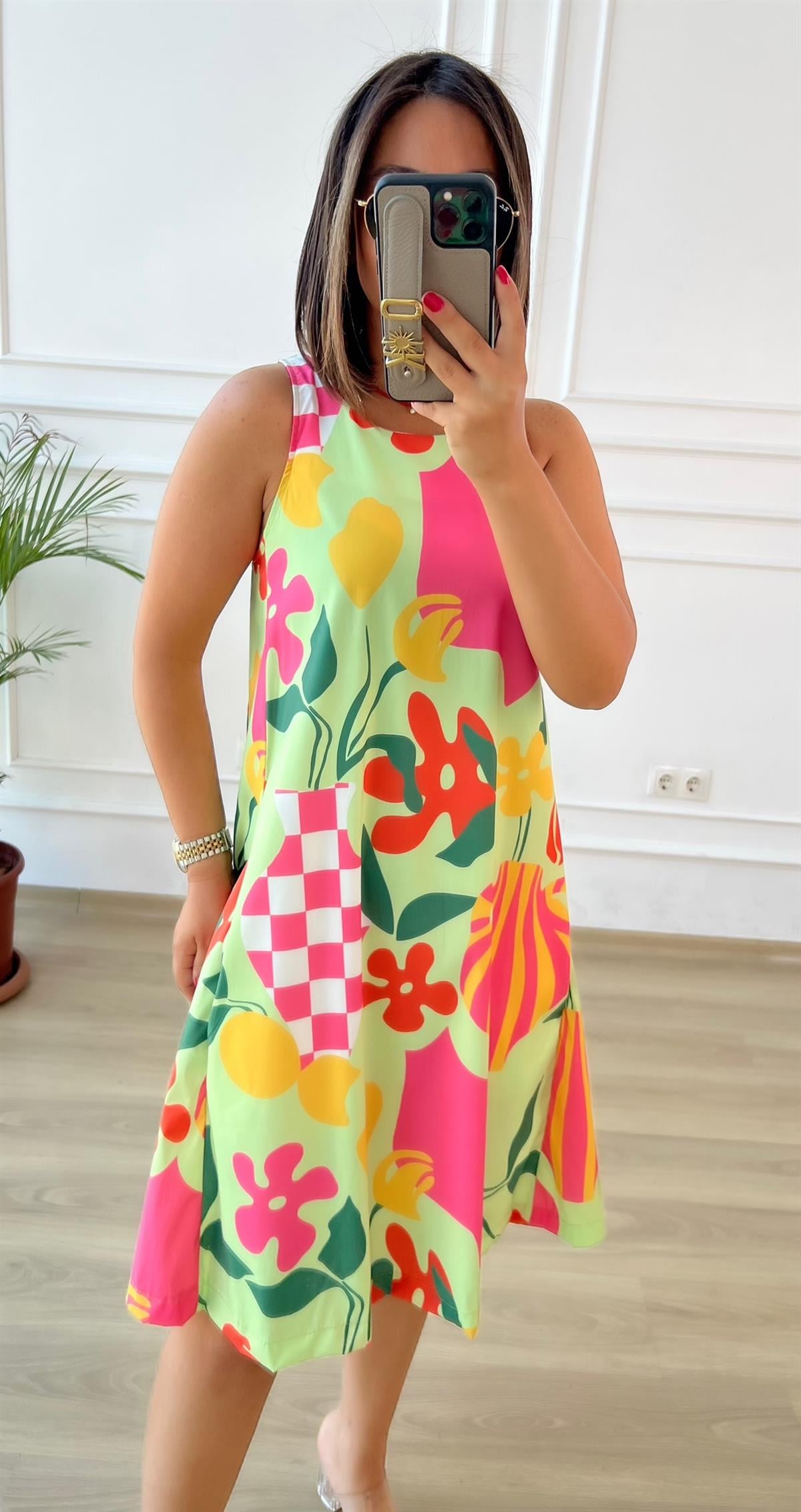 Halter Yaka Desenli Kloş Elbise