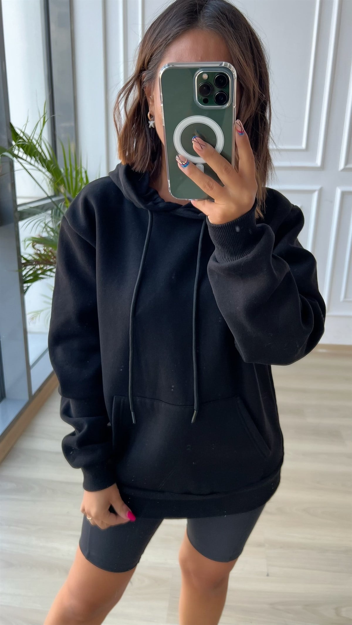 Kapişonlu Siyah Şardonlu Sweat