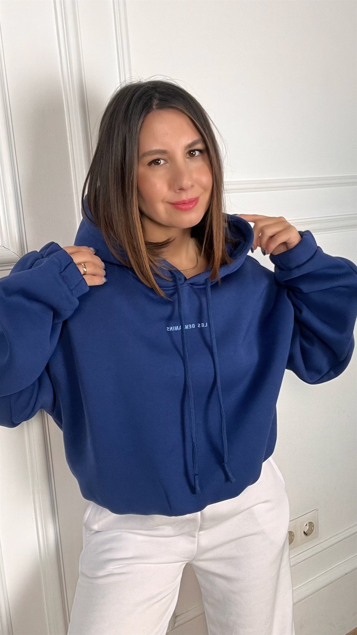 Kısa Mavi Kapişonlu Sweat