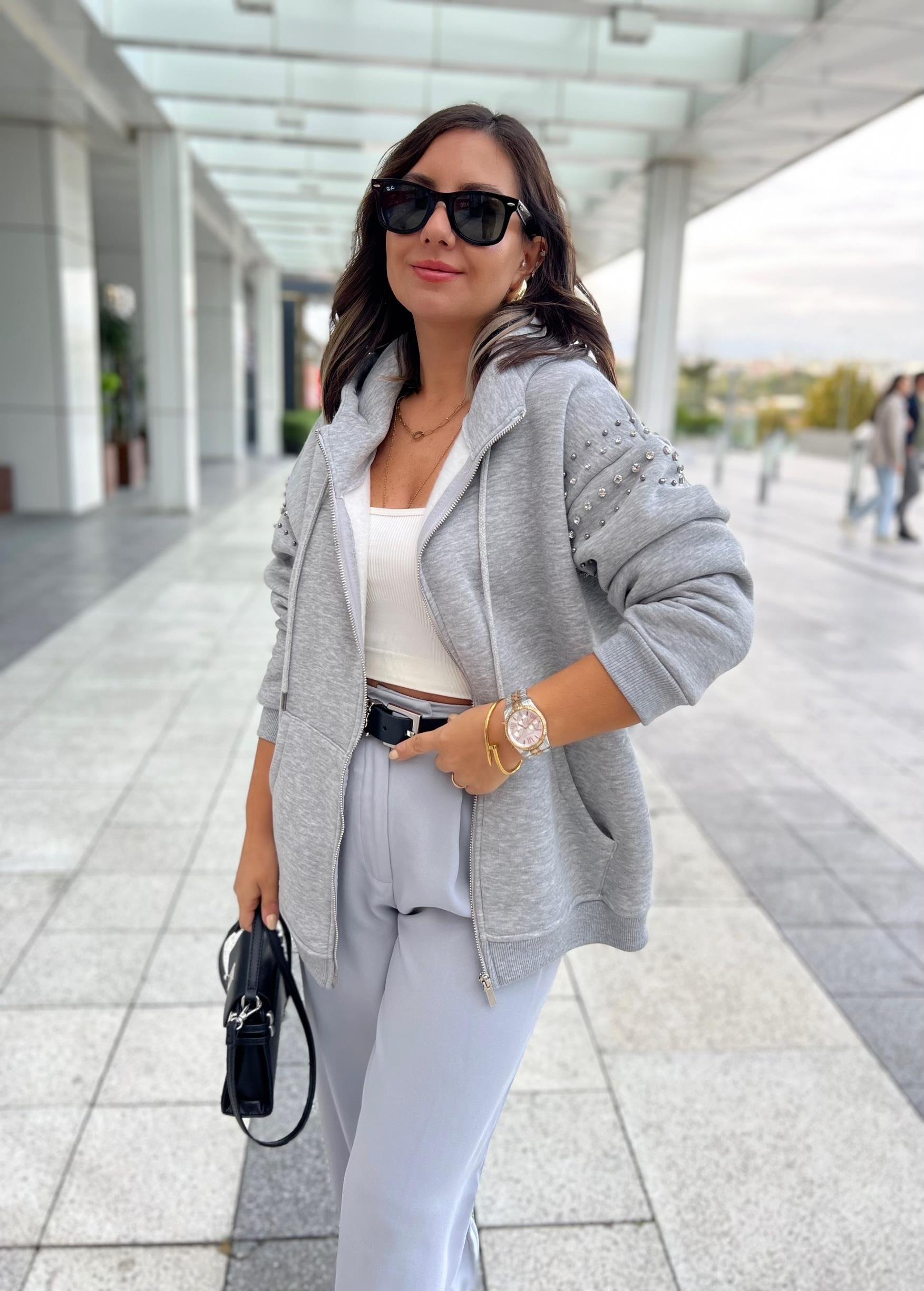 Kolları Taş İşlemeli Gri  Kapişonlu Sweatshırt
