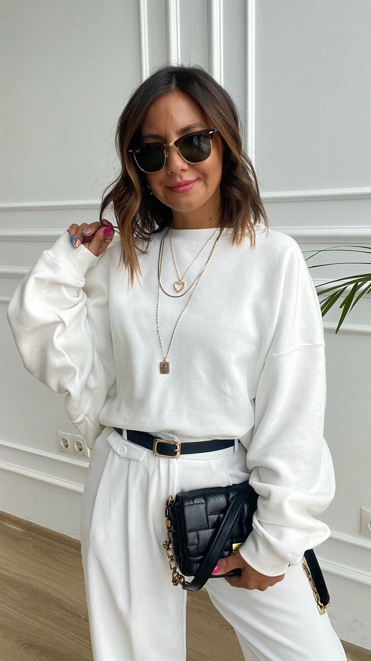 Krem Renk Oversize İçi Şardonlu Sweat