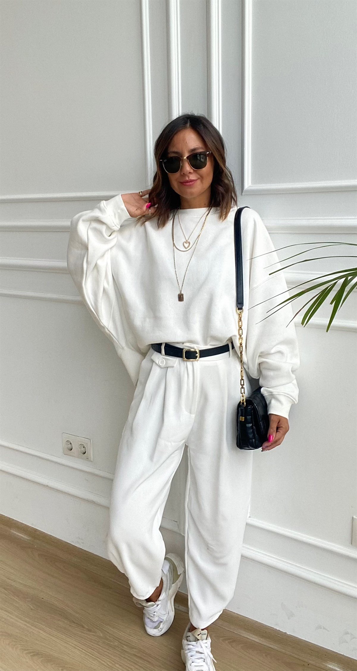 Krem Renk Oversize İçi Şardonlu Sweat
