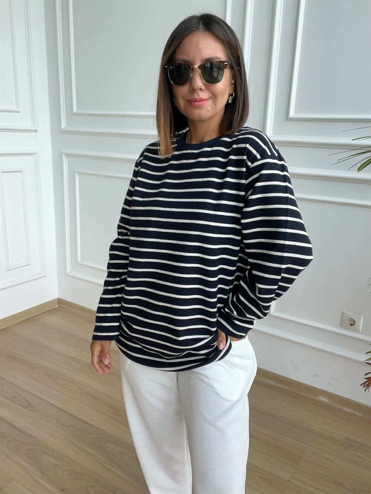 Lacivert Çizgili Sweat