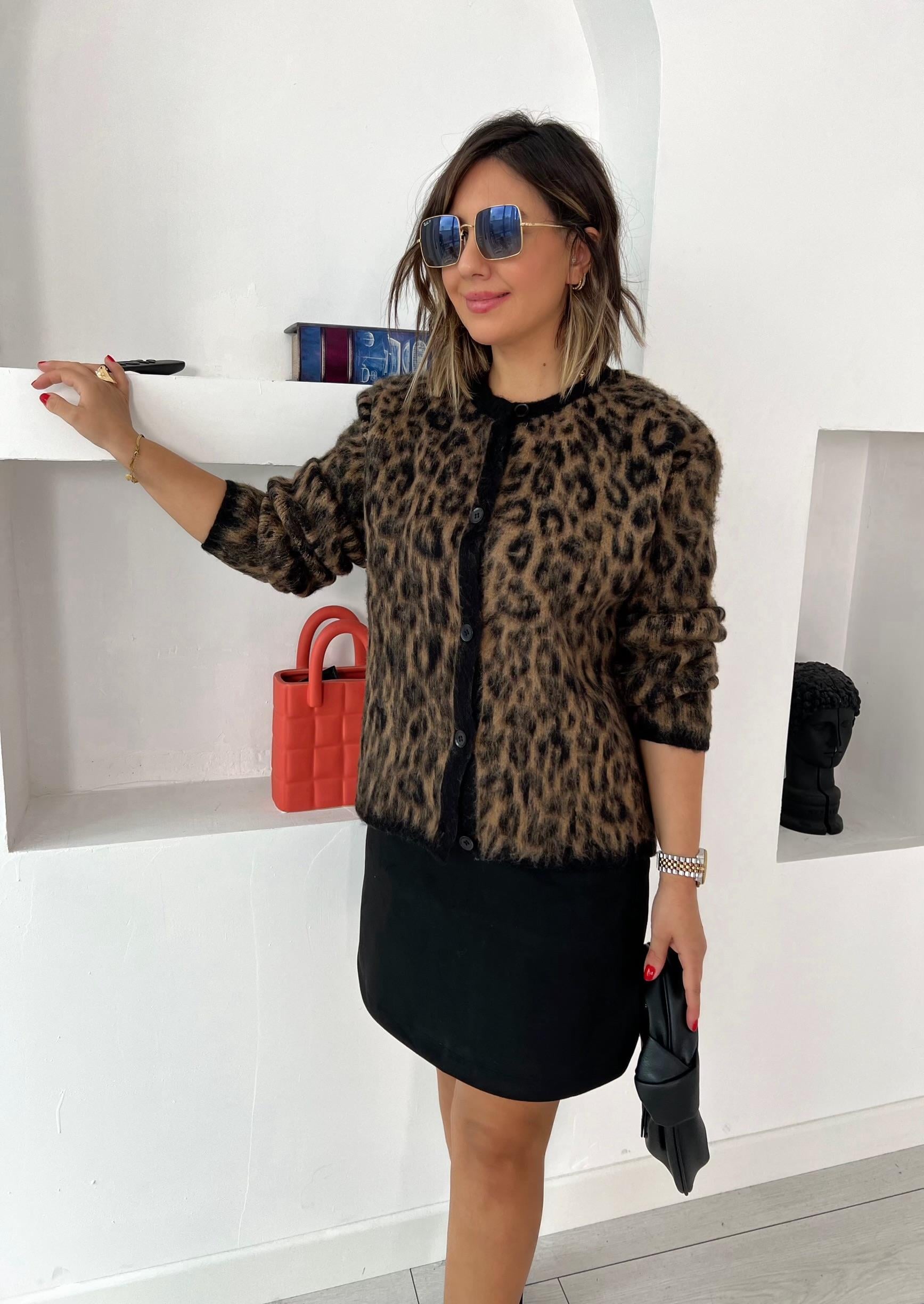 Leopar Desenli Yumoş Hırka