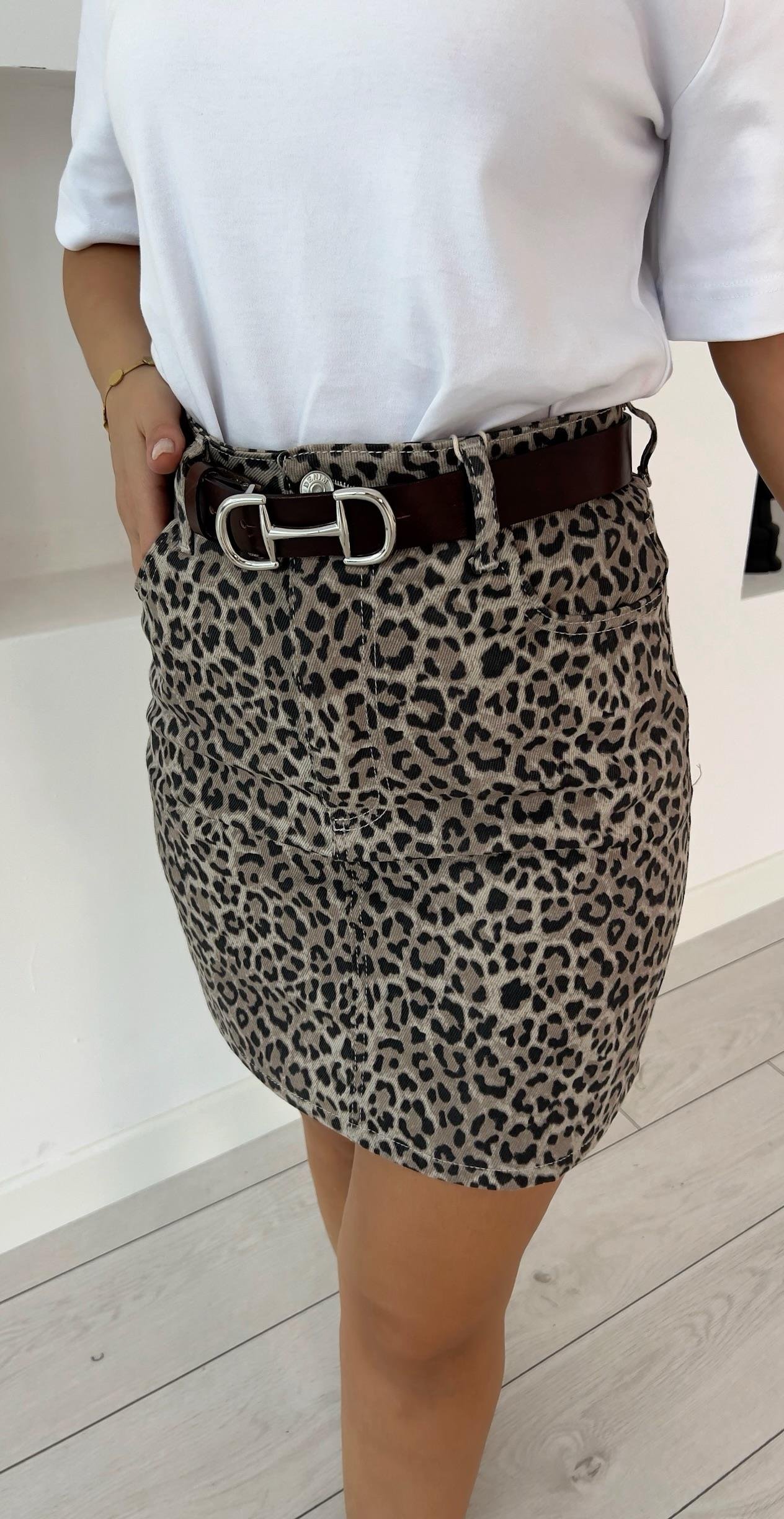 Leopar Jean Etek